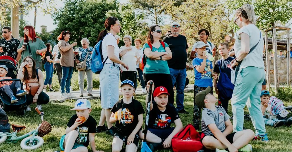 10 Creative Outdoor Activities for Memorable Family Fun