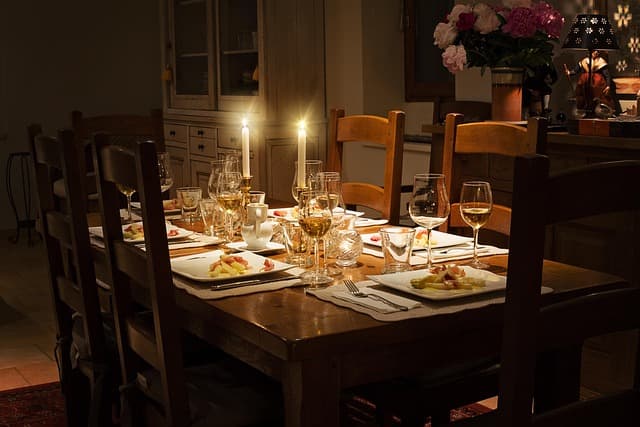 10 Fun Ways to Create Lasting Family Traditions