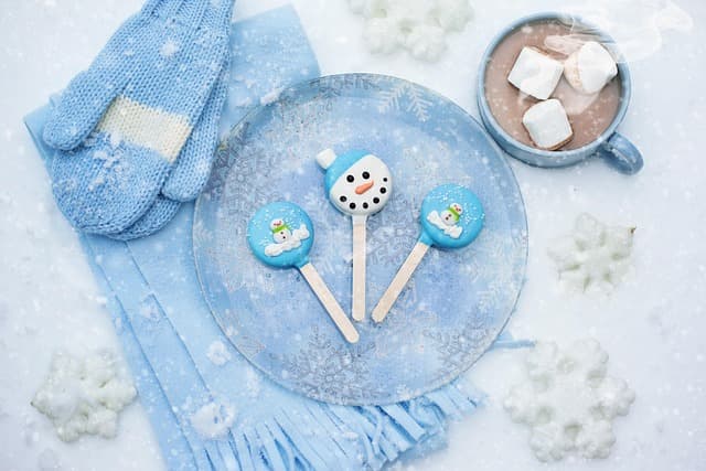 How to Create an Unforgettable Family Movie Night