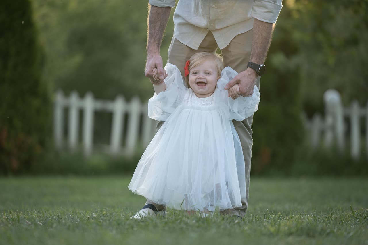 10 Creative Indoor Activities for Family Bonding