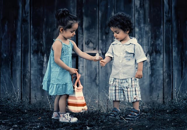10 Creative Indoor Activities for Family Bonding